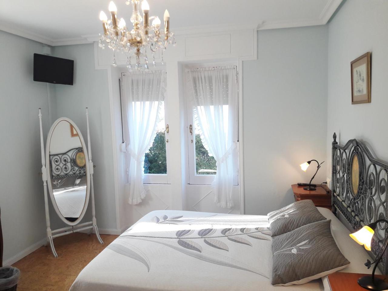 Villa La Argentina Luarca Extérieur photo